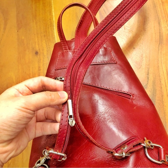 VERA PELLE Genuine Leather Italy Red Minimalist Unique Mini Medium Size Backpack - Picture 9 of 16
